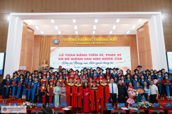 Lễ trao bằng tiến sĩ, thạc sĩ và bế giảng cao học khóa 30A