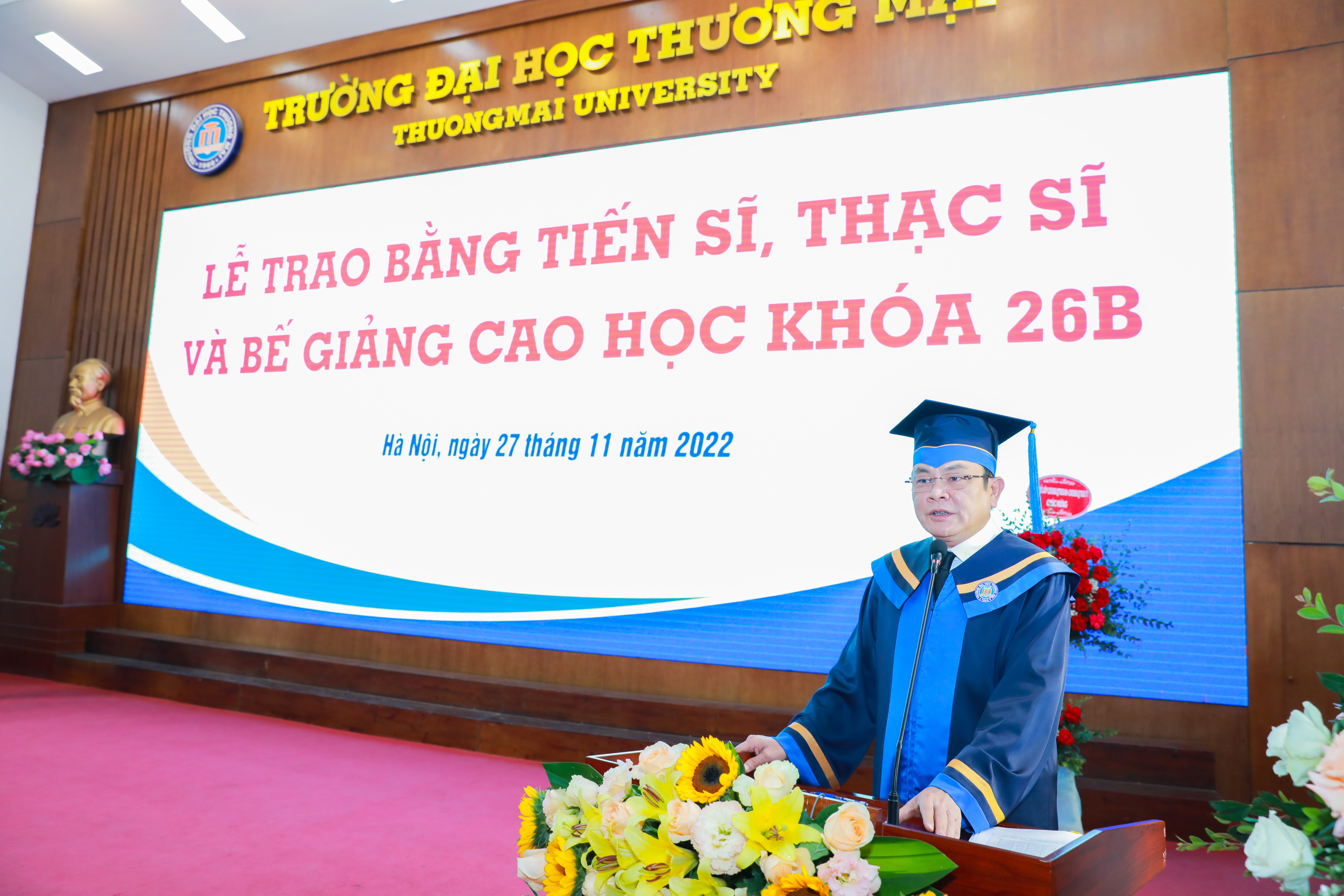 Hình ảnh Lễ Trao bằng Tiến sĩ, Thạc sĩ và Bế giảng Cao học khóa 26B