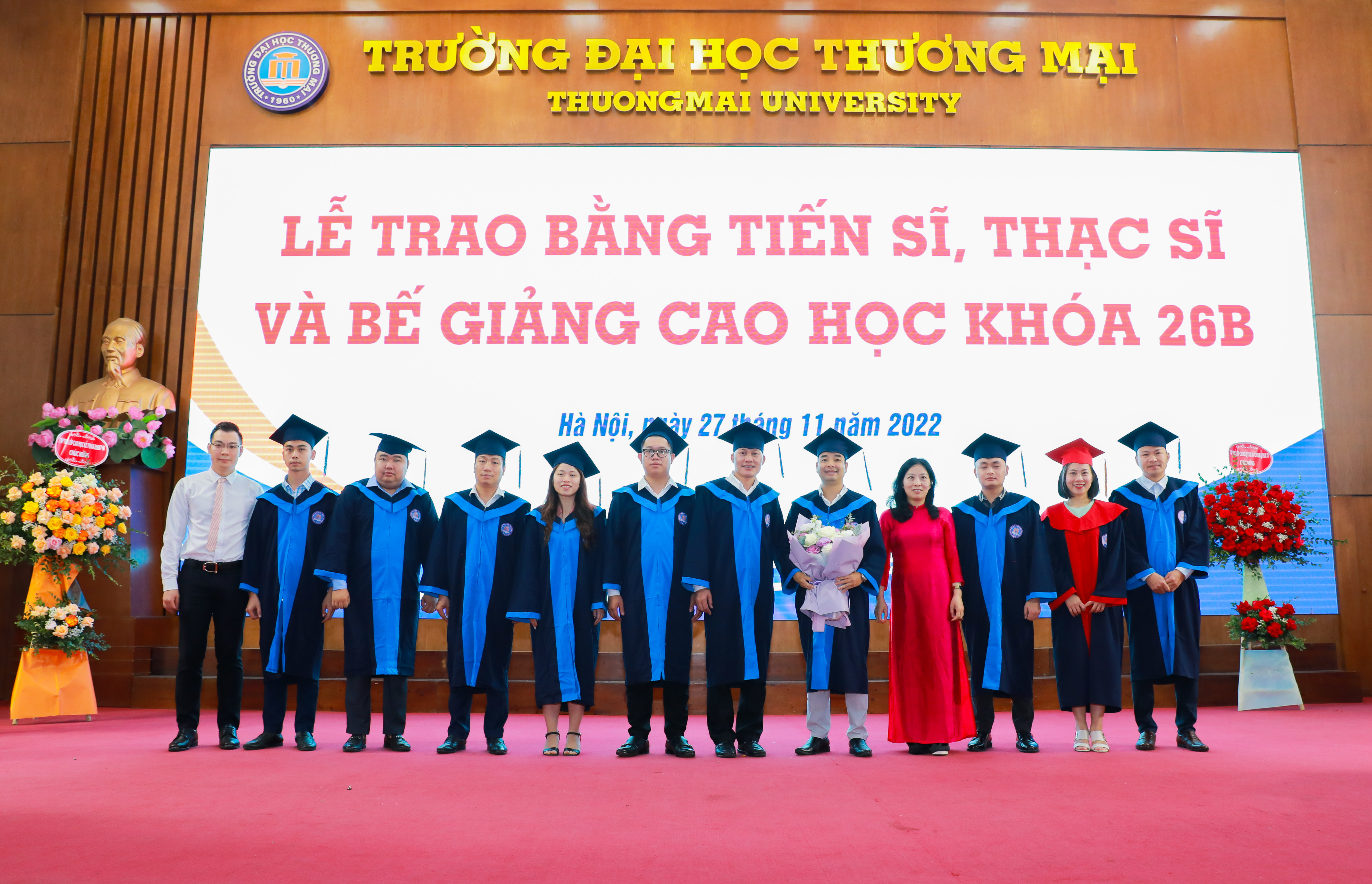 Hình ảnh Lễ Trao bằng Tiến sĩ, Thạc sĩ và Bế giảng Cao học khóa 26B